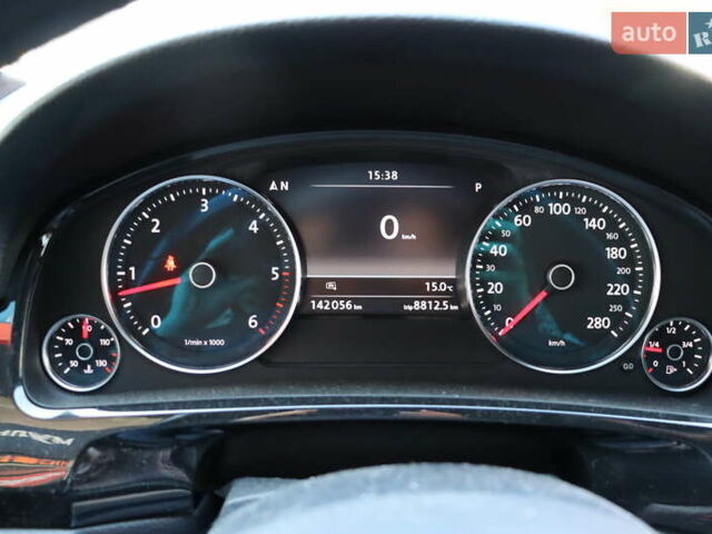 Черный Фольксваген Туарег, объемом двигателя 3 л и пробегом 142 тыс. км за 22900 $, фото 21 на Automoto.ua