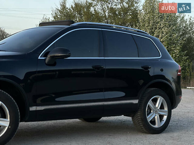 Черный Фольксваген Туарег, объемом двигателя 3 л и пробегом 270 тыс. км за 23200 $, фото 6 на Automoto.ua