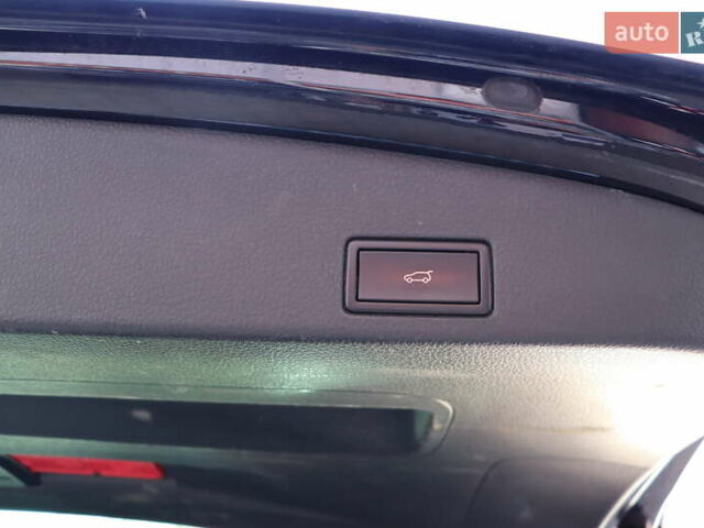 Черный Фольксваген Туарег, объемом двигателя 3 л и пробегом 142 тыс. км за 22900 $, фото 41 на Automoto.ua