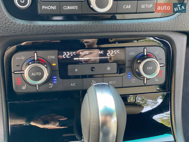 Черный Фольксваген Туарег, объемом двигателя 2.97 л и пробегом 185 тыс. км за 22999 $, фото 57 на Automoto.ua