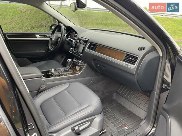 Фольксваген Туарег 2013 у Києві на Automoto.ua Чорний Фольксваген Туарег, об'ємом двигуна 2.97 л та пробігом 244 тис. км за 19200 $, фото 15 на Automoto.ua