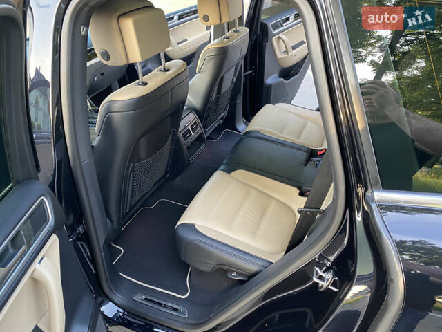 Черный Фольксваген Туарег, объемом двигателя 2.97 л и пробегом 185 тыс. км за 22999 $, фото 47 на Automoto.ua