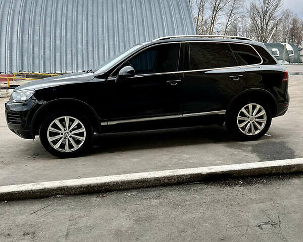 Черный Фольксваген Туарег, объемом двигателя 3 л и пробегом 213 тыс. км за 22300 $, фото 17 на Automoto.ua