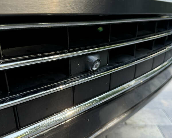 Фольксваген Туарег 2013 в Черновцах на Automoto.ua Черный Фольксваген Туарег, объемом двигателя 2.97 л и пробегом 276 тыс. км за 18900 $, фото 35 на Automoto.ua