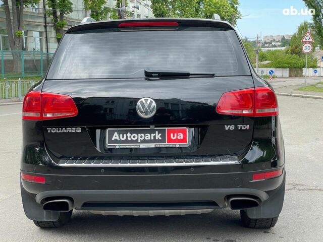 Чорний Фольксваген Туарег, об'ємом двигуна 3 л та пробігом 197 тис. км за 27490 $, фото 10 на Automoto.ua