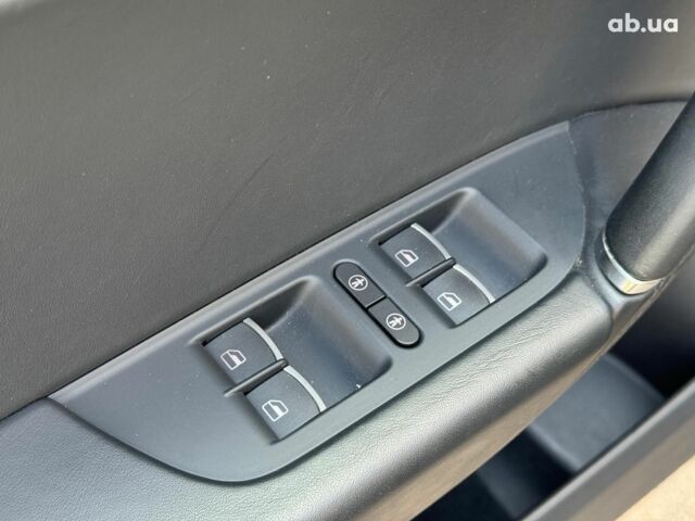 Черный Фольксваген Туарег, объемом двигателя 3 л и пробегом 200 тыс. км за 25790 $, фото 17 на Automoto.ua