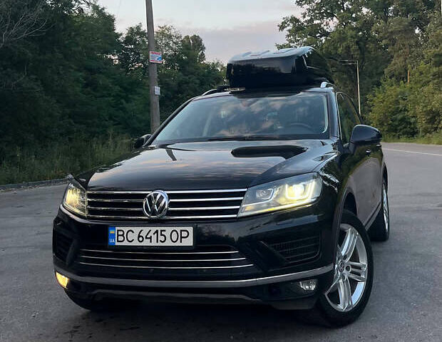 Черный Фольксваген Туарег, объемом двигателя 2.97 л и пробегом 242 тыс. км за 25900 $, фото 4 на Automoto.ua