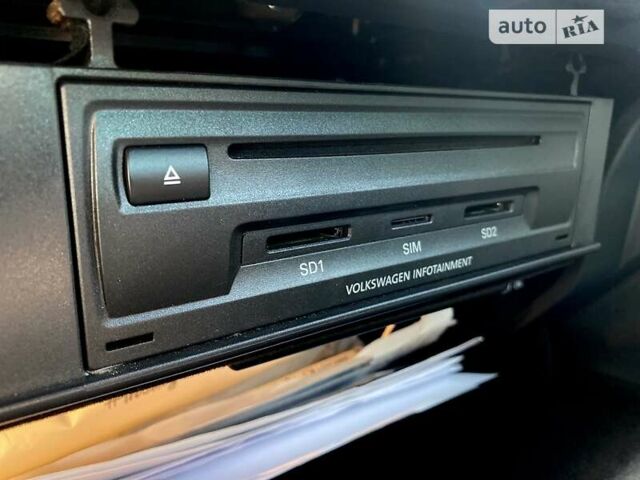 Черный Фольксваген Туарег, объемом двигателя 3 л и пробегом 223 тыс. км за 25500 $, фото 62 на Automoto.ua