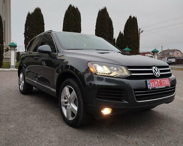 Черный Фольксваген Туарег, объемом двигателя 3 л и пробегом 252 тыс. км за 18600 $, фото 3 на Automoto.ua