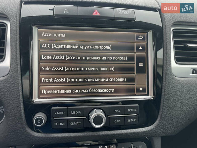 Чорний Фольксваген Туарег, об'ємом двигуна 2.97 л та пробігом 340 тис. км за 25500 $, фото 13 на Automoto.ua