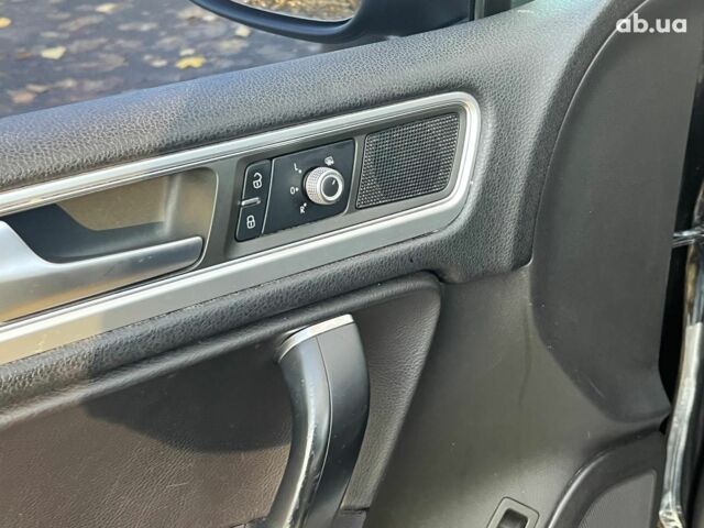 Черный Фольксваген Туарег, объемом двигателя 3 л и пробегом 374 тыс. км за 19990 $, фото 31 на Automoto.ua