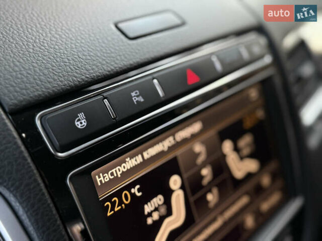 Чорний Фольксваген Туарег, об'ємом двигуна 2.97 л та пробігом 225 тис. км за 27500 $, фото 55 на Automoto.ua