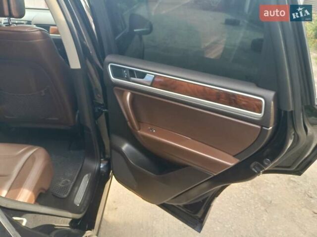 Чорний Фольксваген Туарег, об'ємом двигуна 3.6 л та пробігом 123 тис. км за 15500 $, фото 5 на Automoto.ua