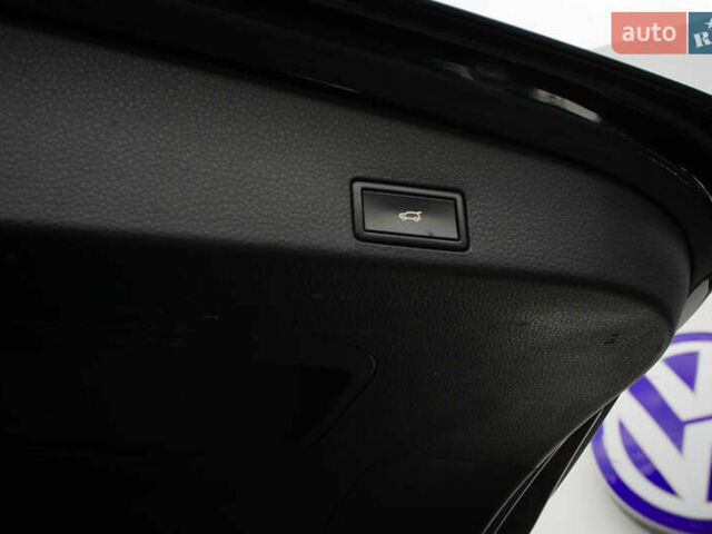 Черный Фольксваген Туарег, объемом двигателя 3 л и пробегом 236 тыс. км за 24999 $, фото 45 на Automoto.ua