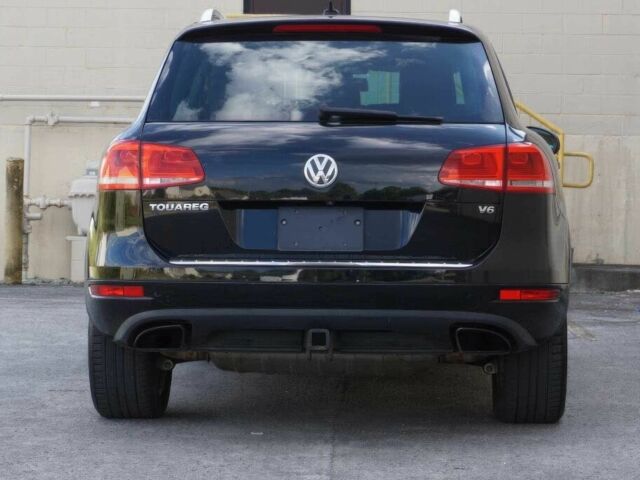 Чорний Фольксваген Туарег, об'ємом двигуна 3.6 л та пробігом 86 тис. км за 10000 $, фото 5 на Automoto.ua