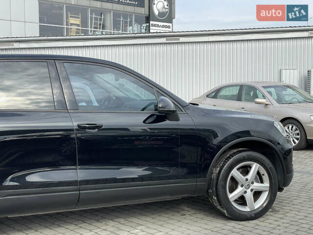 Черный Фольксваген Туарег, объемом двигателя 2.97 л и пробегом 249 тыс. км за 22500 $, фото 10 на Automoto.ua