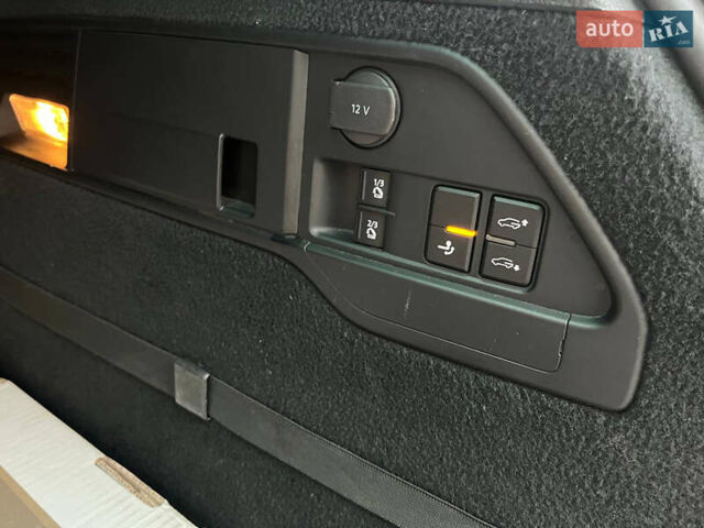 Черный Фольксваген Туарег, объемом двигателя 2.97 л и пробегом 242 тыс. км за 25900 $, фото 14 на Automoto.ua