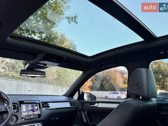 Черный Фольксваген Туарег, объемом двигателя 2.97 л и пробегом 268 тыс. км за 20990 $, фото 16 на Automoto.ua