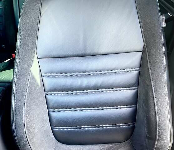 Черный Фольксваген Туарег, объемом двигателя 3 л и пробегом 223 тыс. км за 25500 $, фото 30 на Automoto.ua