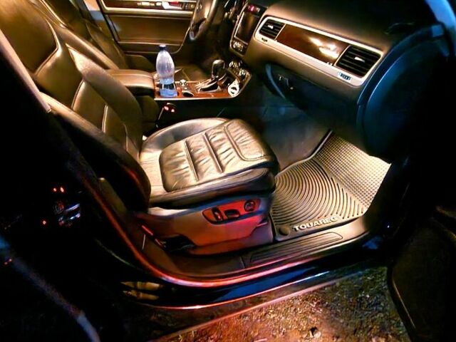 Черный Фольксваген Туарег, объемом двигателя 3 л и пробегом 227 тыс. км за 21000 $, фото 12 на Automoto.ua