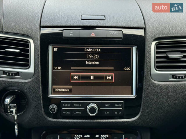 Черный Фольксваген Туарег, объемом двигателя 2.97 л и пробегом 150 тыс. км за 28500 $, фото 33 на Automoto.ua