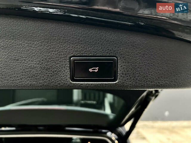 Черный Фольксваген Туарег, объемом двигателя 3 л и пробегом 245 тыс. км за 19500 $, фото 47 на Automoto.ua