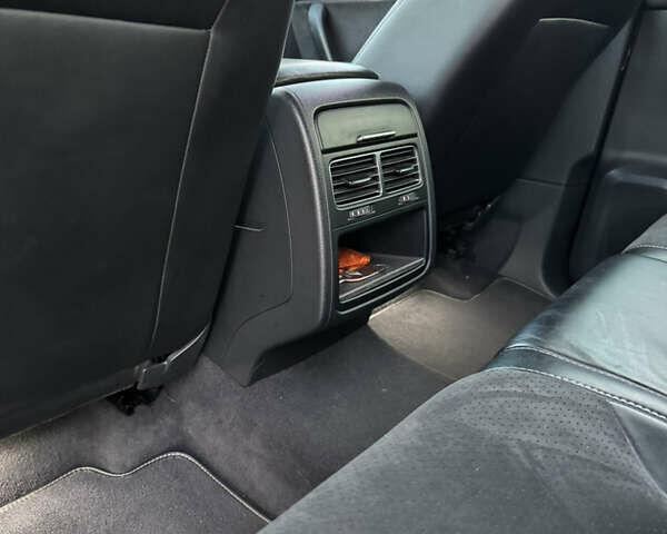 Черный Фольксваген Туарег, объемом двигателя 2.97 л и пробегом 240 тыс. км за 20500 $, фото 10 на Automoto.ua