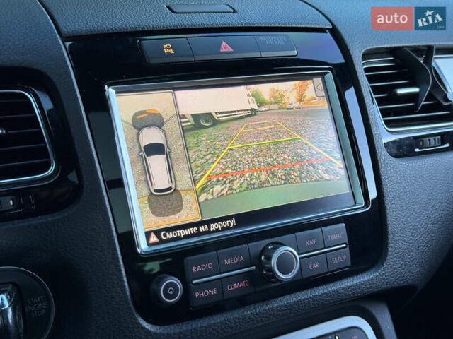 Черный Фольксваген Туарег, объемом двигателя 2.97 л и пробегом 268 тыс. км за 20990 $, фото 22 на Automoto.ua