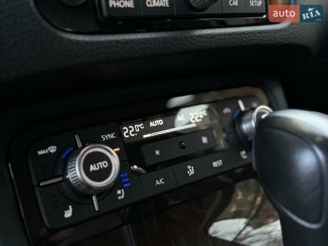 Чорний Фольксваген Туарег, об'ємом двигуна 2.97 л та пробігом 225 тис. км за 27500 $, фото 53 на Automoto.ua