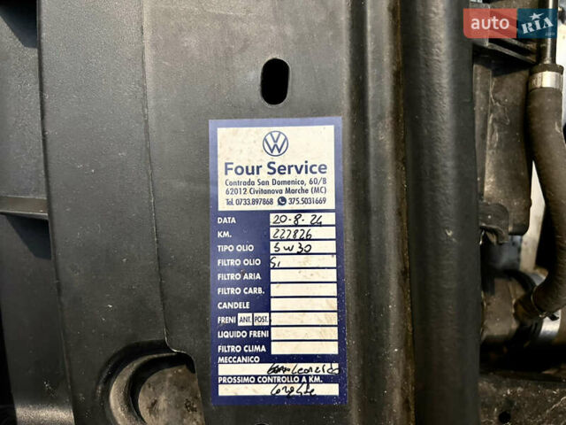 Черный Фольксваген Туарег, объемом двигателя 3 л и пробегом 245 тыс. км за 19500 $, фото 3 на Automoto.ua