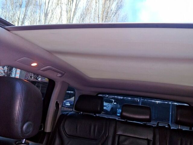 Черный Фольксваген Туарег, объемом двигателя 3 л и пробегом 227 тыс. км за 21000 $, фото 6 на Automoto.ua