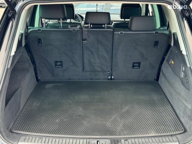 Черный Фольксваген Туарег, объемом двигателя 3 л и пробегом 200 тыс. км за 25790 $, фото 39 на Automoto.ua