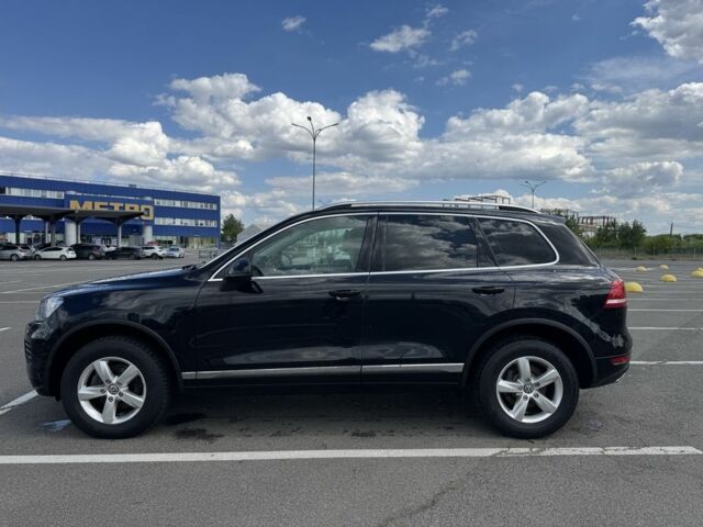 Черный Фольксваген Туарег, объемом двигателя 3 л и пробегом 195 тыс. км за 20950 $, фото 2 на Automoto.ua