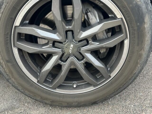 Черный Фольксваген Туарег, объемом двигателя 3 л и пробегом 258 тыс. км за 19000 $, фото 4 на Automoto.ua