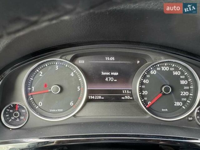 Чорний Фольксваген Туарег, об'ємом двигуна 3 л та пробігом 195 тис. км за 20950 $, фото 11 на Automoto.ua