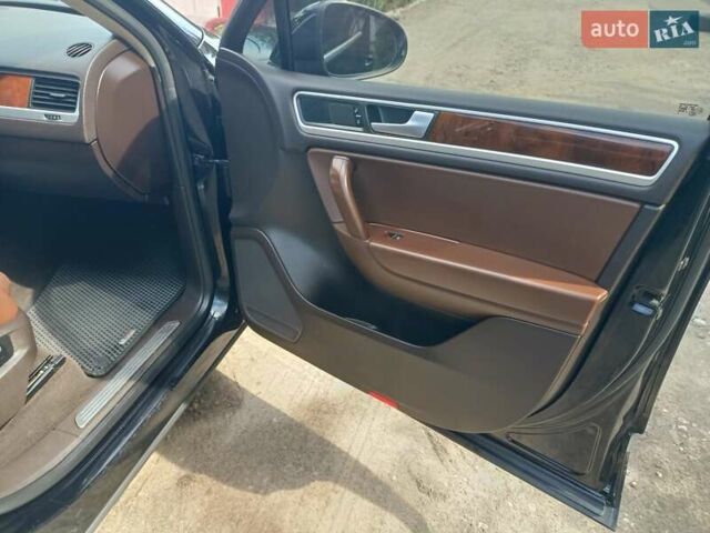 Чорний Фольксваген Туарег, об'ємом двигуна 3.6 л та пробігом 123 тис. км за 15500 $, фото 7 на Automoto.ua