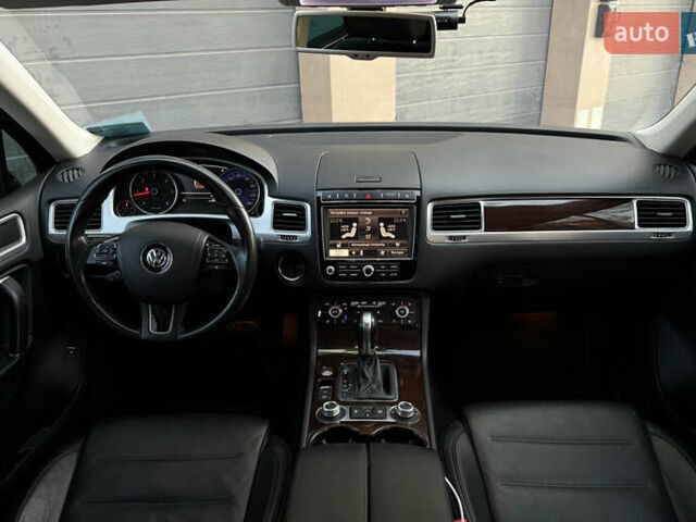 Чорний Фольксваген Туарег, об'ємом двигуна 2.97 л та пробігом 225 тис. км за 27500 $, фото 39 на Automoto.ua