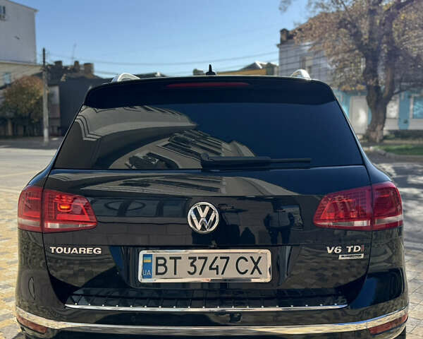 Черный Фольксваген Туарег, объемом двигателя 2.97 л и пробегом 216 тыс. км за 27400 $, фото 9 на Automoto.ua
