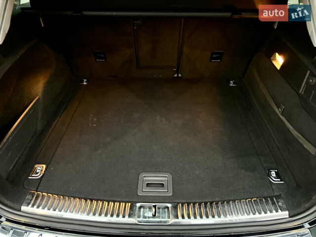 Черный Фольксваген Туарег, объемом двигателя 3 л и пробегом 245 тыс. км за 19500 $, фото 49 на Automoto.ua