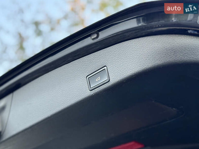 Черный Фольксваген Туарег, объемом двигателя 2.97 л и пробегом 268 тыс. км за 20990 $, фото 28 на Automoto.ua