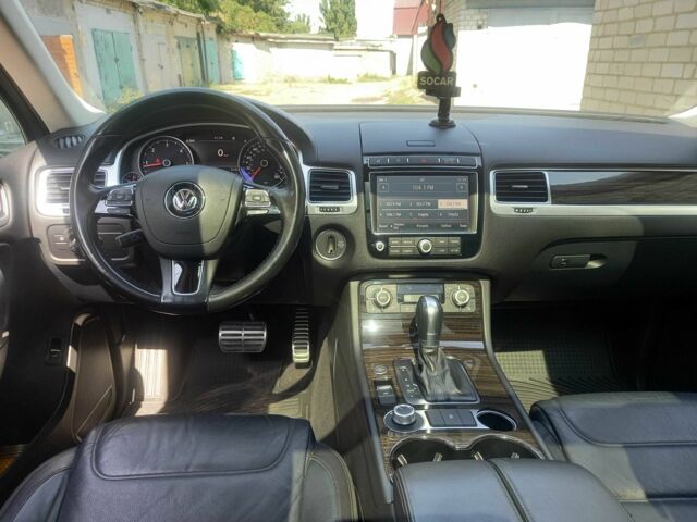 Черный Фольксваген Туарег, объемом двигателя 3 л и пробегом 219 тыс. км за 25550 $, фото 8 на Automoto.ua