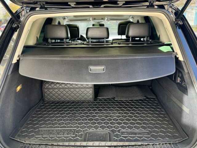 Черный Фольксваген Туарег, объемом двигателя 3 л и пробегом 216 тыс. км за 27400 $, фото 23 на Automoto.ua