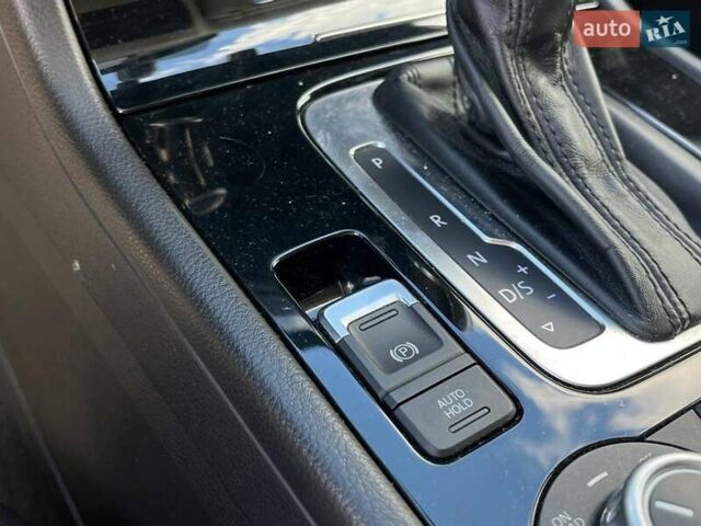 Чорний Фольксваген Туарег, об'ємом двигуна 3 л та пробігом 231 тис. км за 23680 $, фото 36 на Automoto.ua