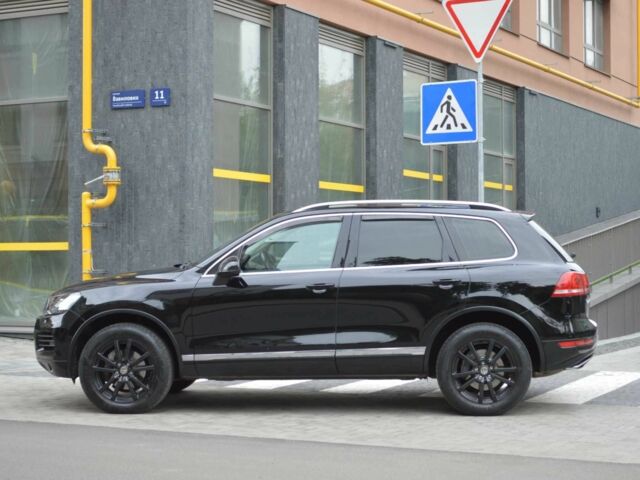 Черный Фольксваген Туарег, объемом двигателя 3 л и пробегом 256 тыс. км за 18900 $, фото 10 на Automoto.ua