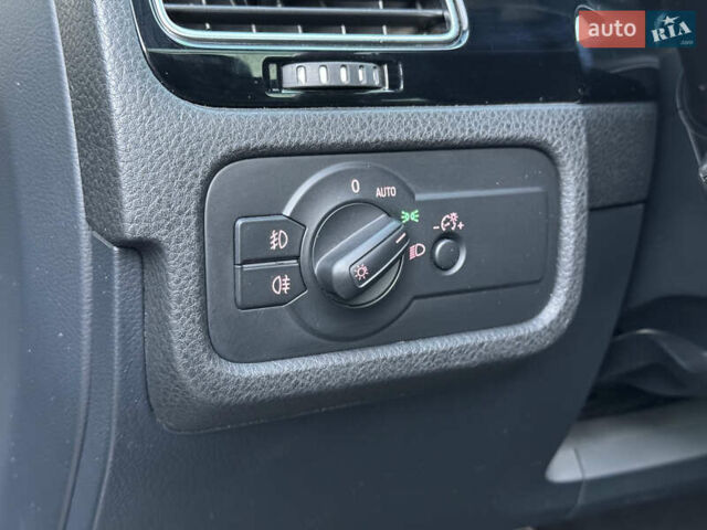 Черный Фольксваген Туарег, объемом двигателя 2.97 л и пробегом 268 тыс. км за 20990 $, фото 34 на Automoto.ua