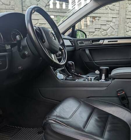 Чорний Фольксваген Туарег, об'ємом двигуна 3 л та пробігом 214 тис. км за 28000 $, фото 12 на Automoto.ua