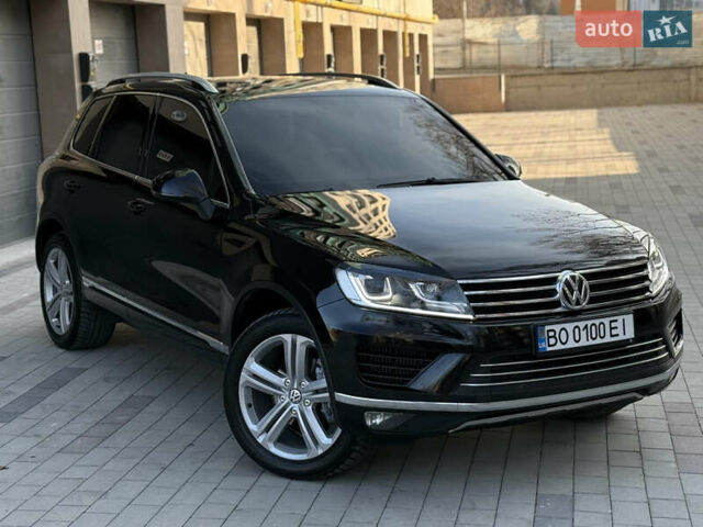 Чорний Фольксваген Туарег, об'ємом двигуна 2.97 л та пробігом 225 тис. км за 27500 $, фото 2 на Automoto.ua