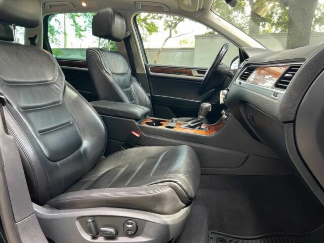 Чорний Фольксваген Туарег, об'ємом двигуна 3.6 л та пробігом 86 тис. км за 12200 $, фото 8 на Automoto.ua