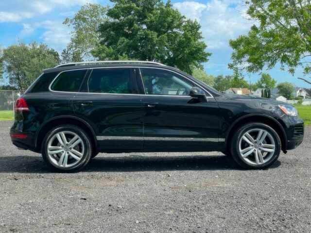 Чорний Фольксваген Туарег, об'ємом двигуна 3 л та пробігом 88 тис. км за 13800 $, фото 3 на Automoto.ua