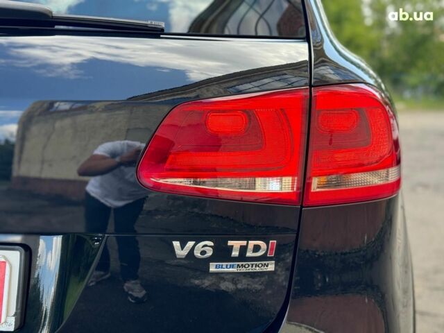 Черный Фольксваген Туарег, объемом двигателя 3 л и пробегом 200 тыс. км за 25790 $, фото 9 на Automoto.ua